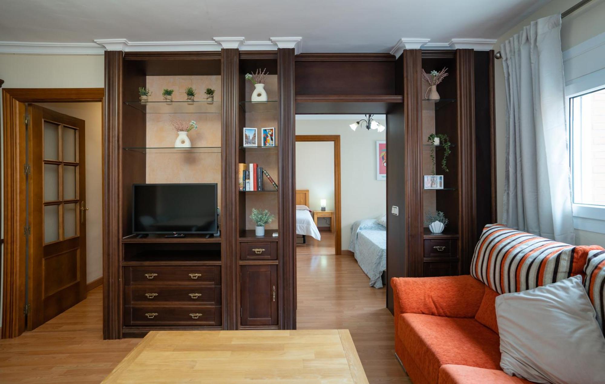 Cuarteles By Dossan Apartment *